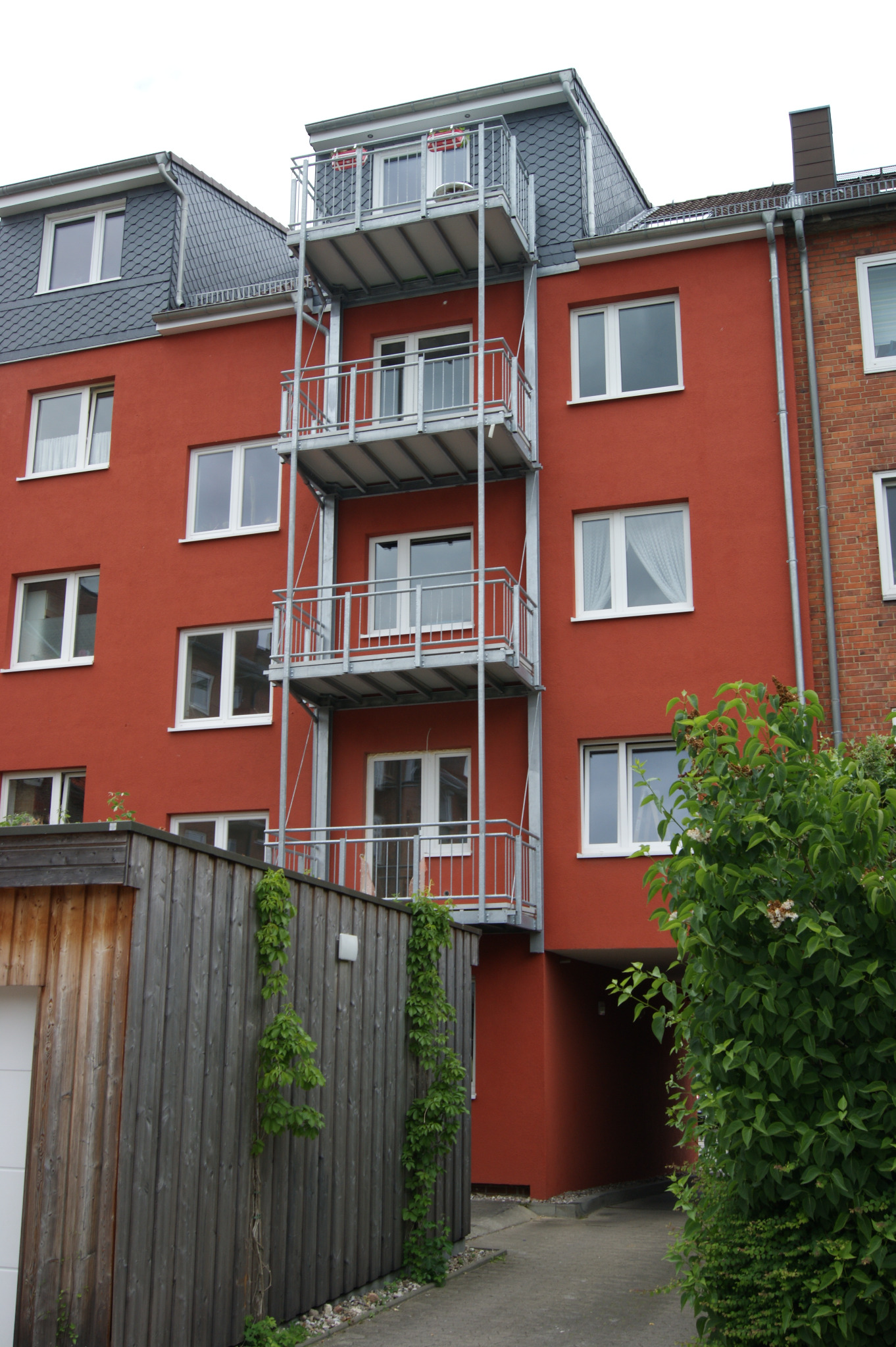 Balkonanlagen & Brüstungsgeländer