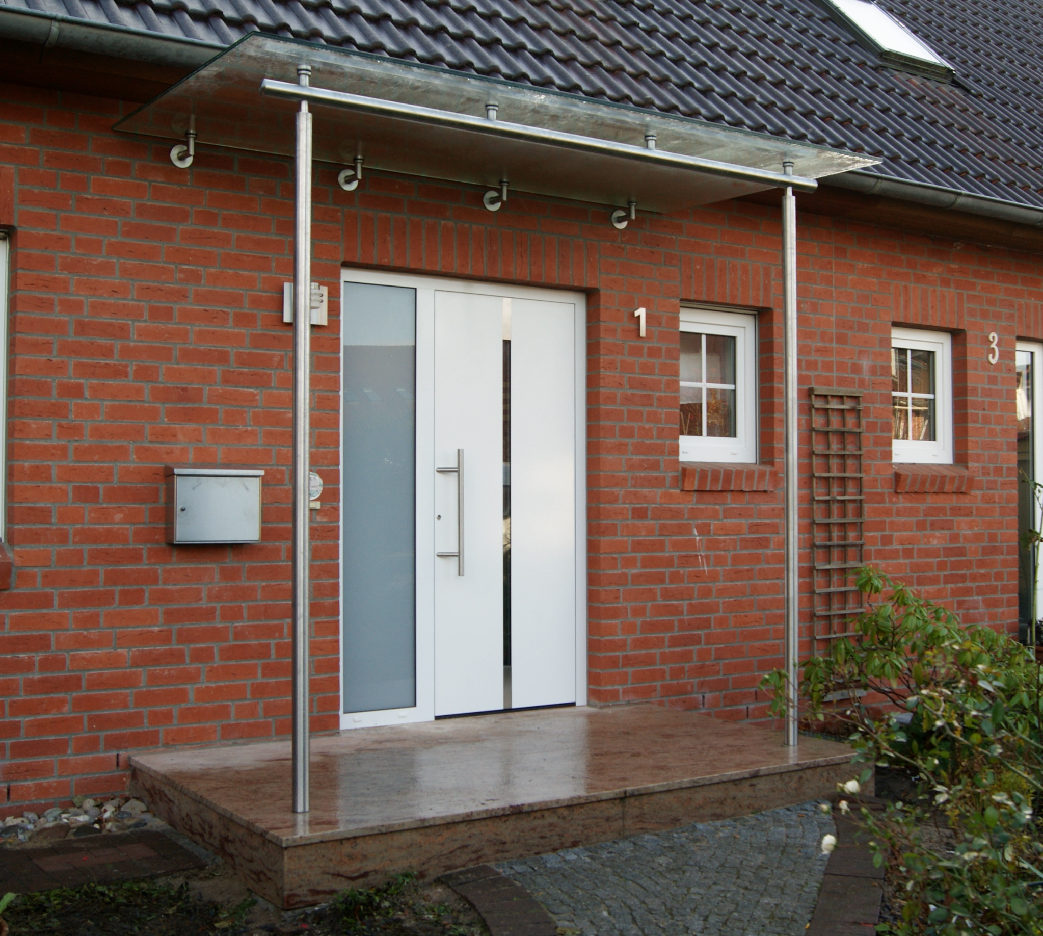 Vordächer & Sonderkonstruktionen